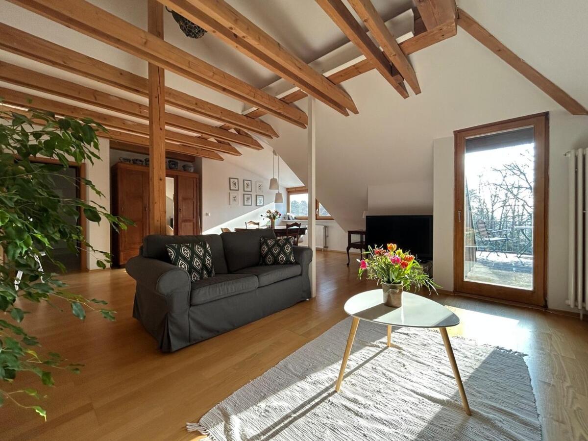 Grosse Wohnung Mit Dachterrasse In ชตาร์นแบร์ก ภายนอก รูปภาพ